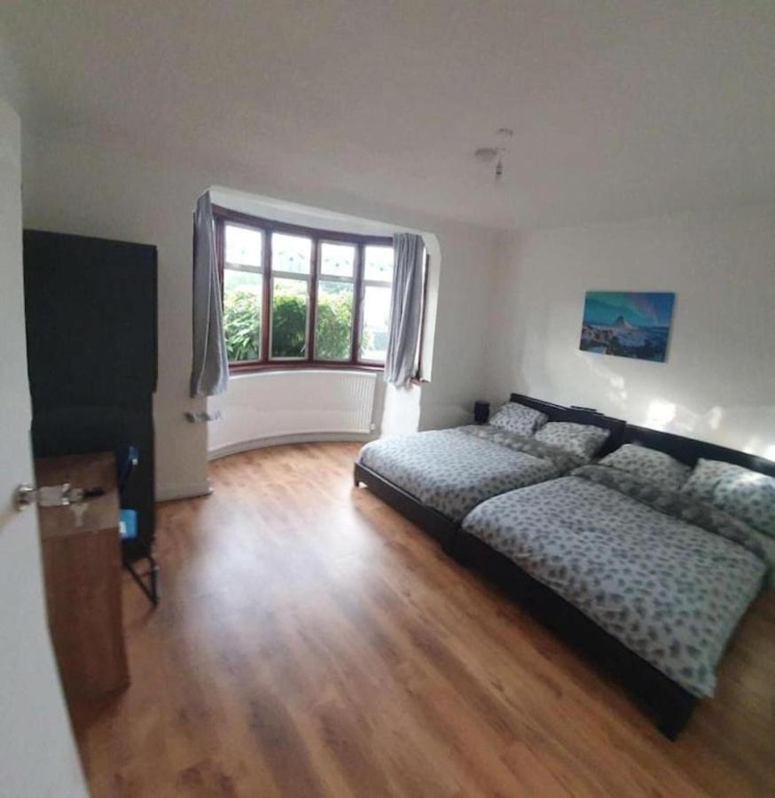 لندن Oyo Timi Holiday Homes المظهر الخارجي الصورة